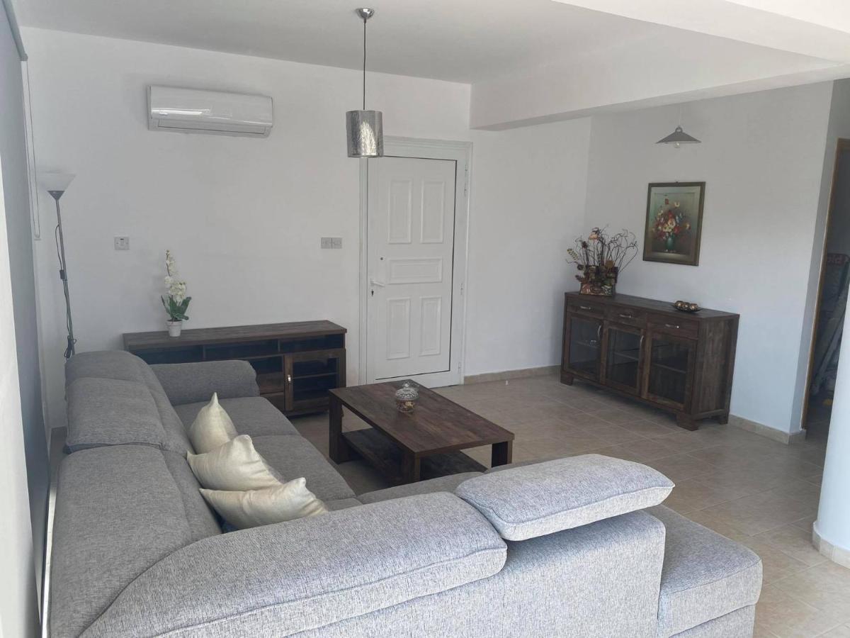 Cosy Apartment In Kato Paphos With Pool Access Εξωτερικό φωτογραφία