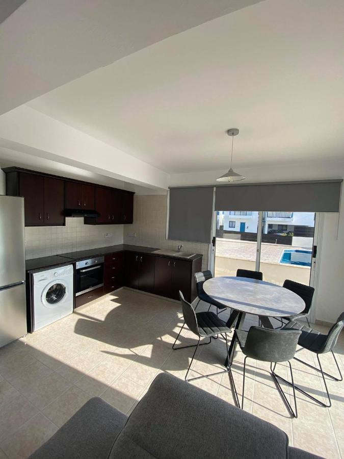 Cosy Apartment In Kato Paphos With Pool Access Εξωτερικό φωτογραφία
